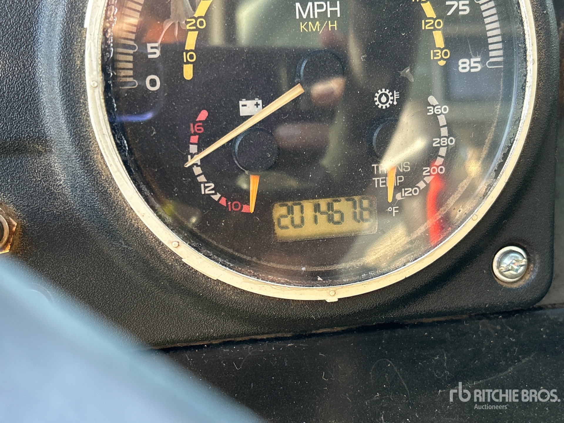 General Appearance with Hour Meter / Odometer
