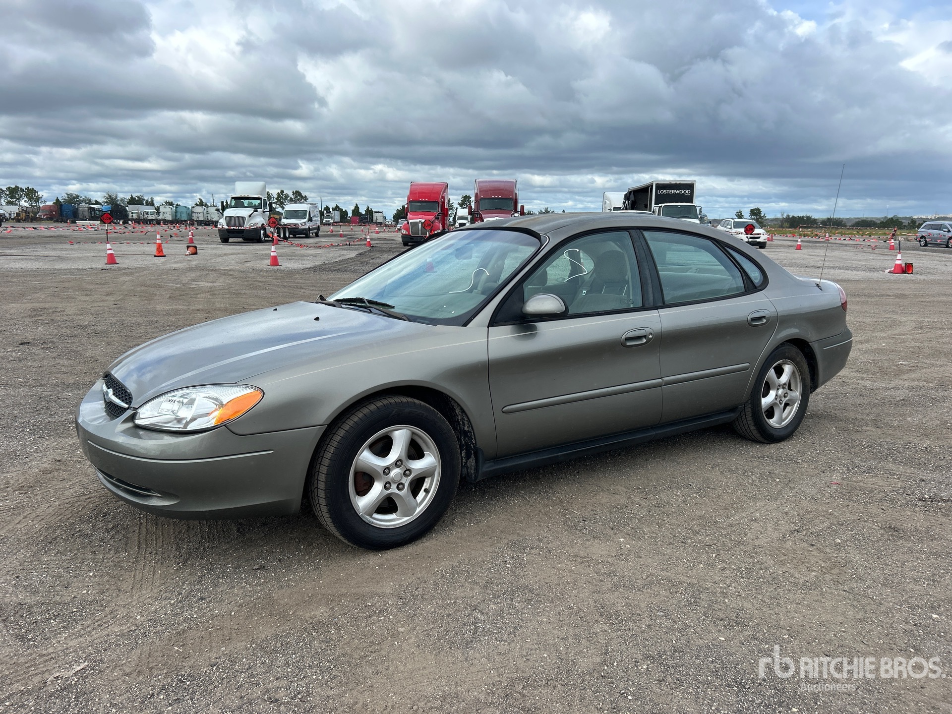 General Appearance with Picture, Left Front Corner