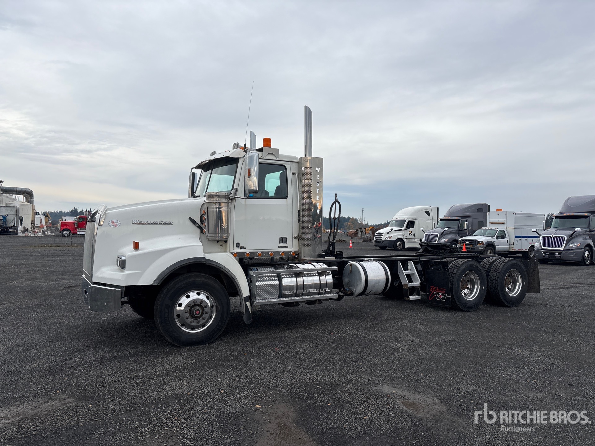 General Appearance with Featured Photo