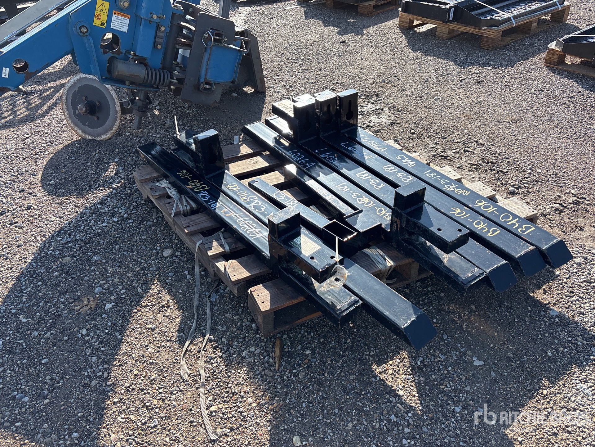 General Appearance with Image, coin avant droit