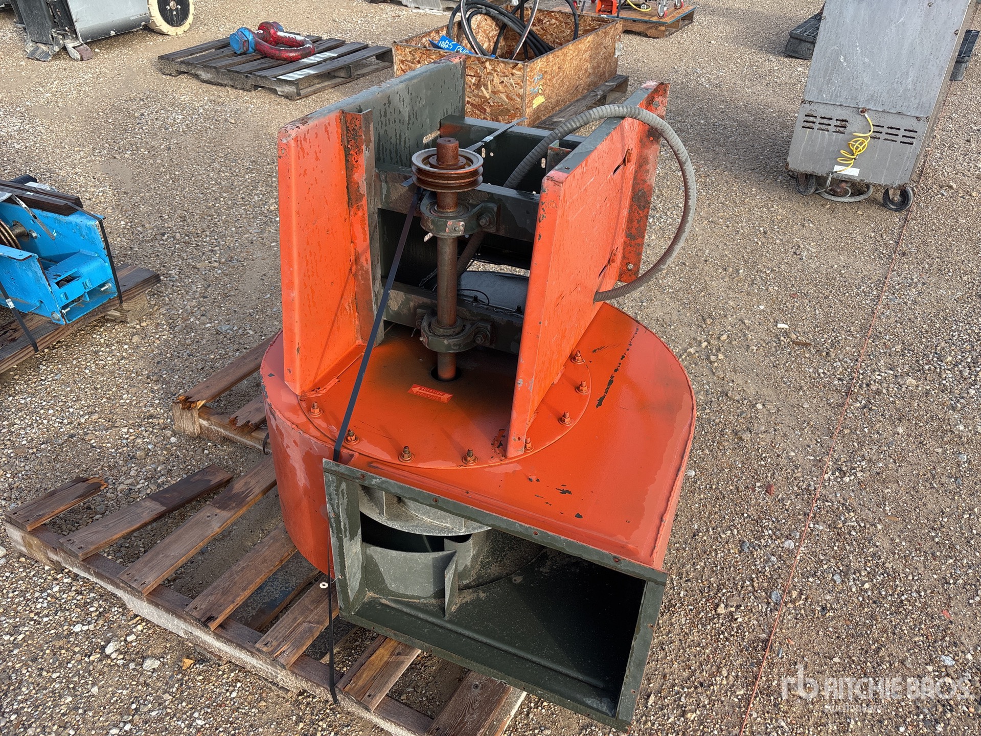 General Appearance with Image, coin avant droit