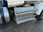 4 Underbody - Truck with
