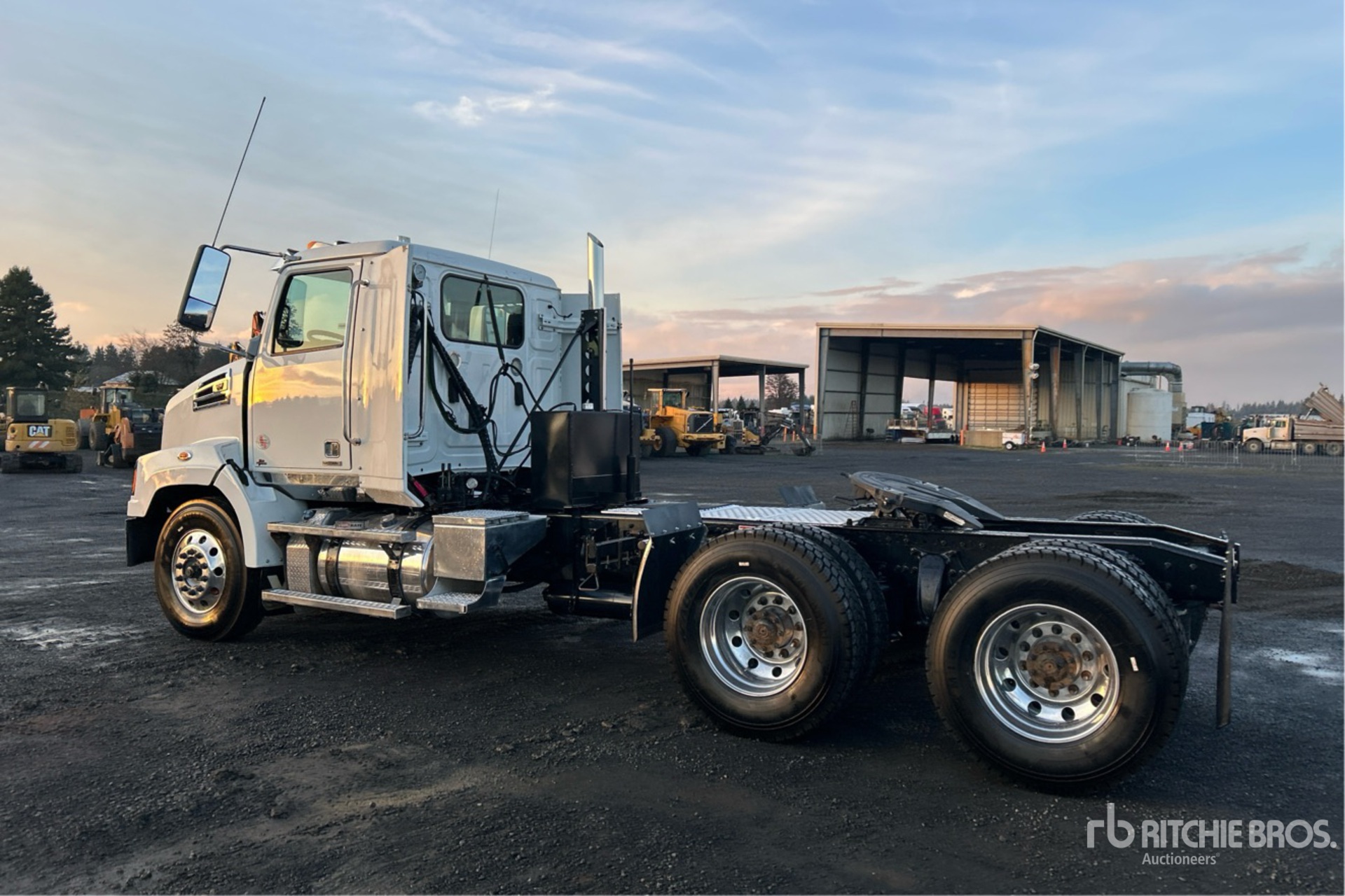 General Appearance with Image, coin arrière gauche