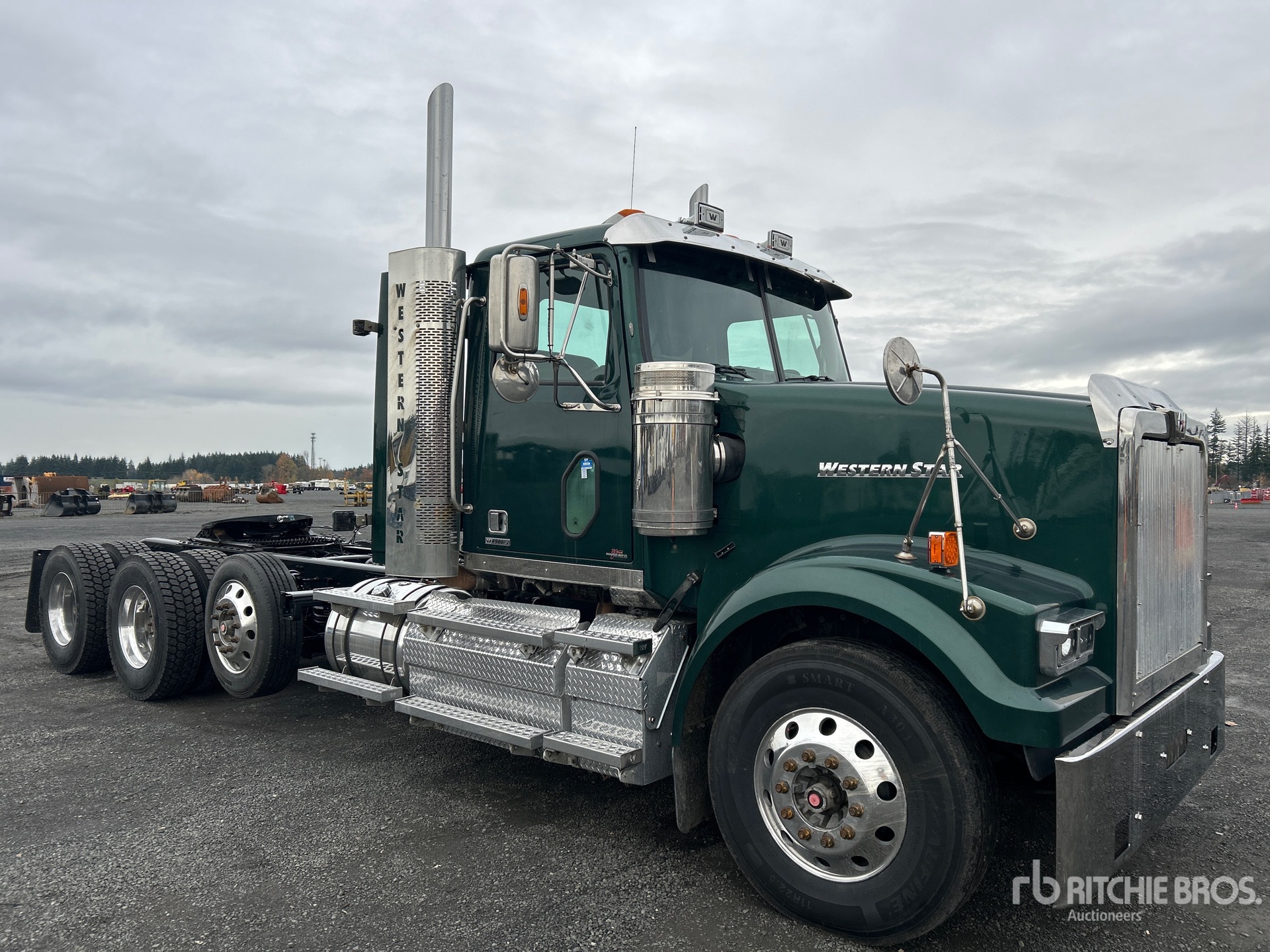 General Appearance with Picture, Right Front Corner