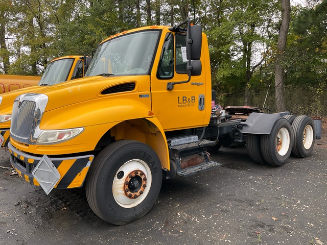 2013 International 7400 6x4 T/A Day Cab Truck Tractor