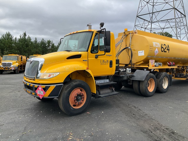 2011 International 4400 6x4 T/A Day Cab Truck Tractor