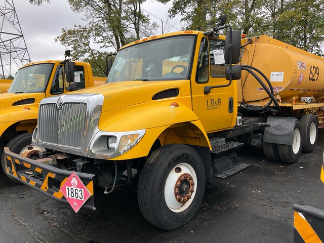 2006 International 7400 6x4 T/A Day Cab Truck Tractor