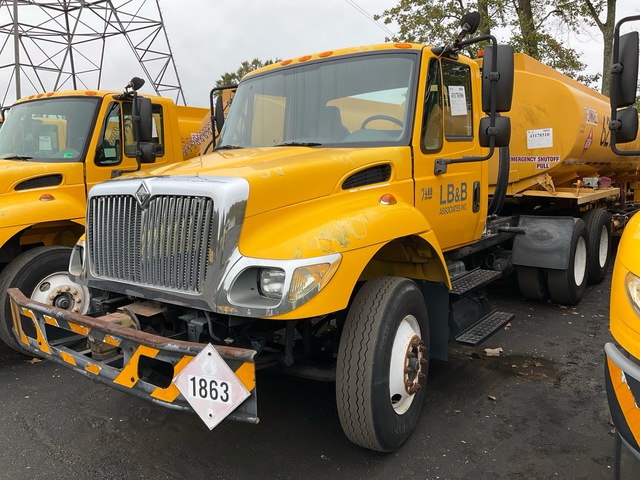 2006 International 7400 6x4 T/A Day Cab Truck Tractor