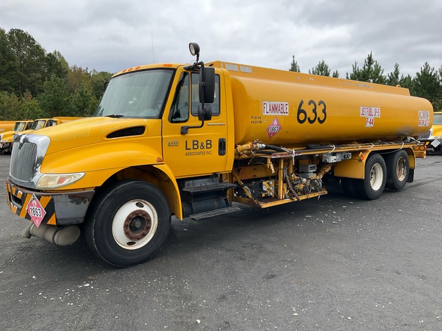2006 International 4400 5000 gal 6x2 Fuel Truck 2006 International 4400 5000 gal 6x2 Fuel Truck