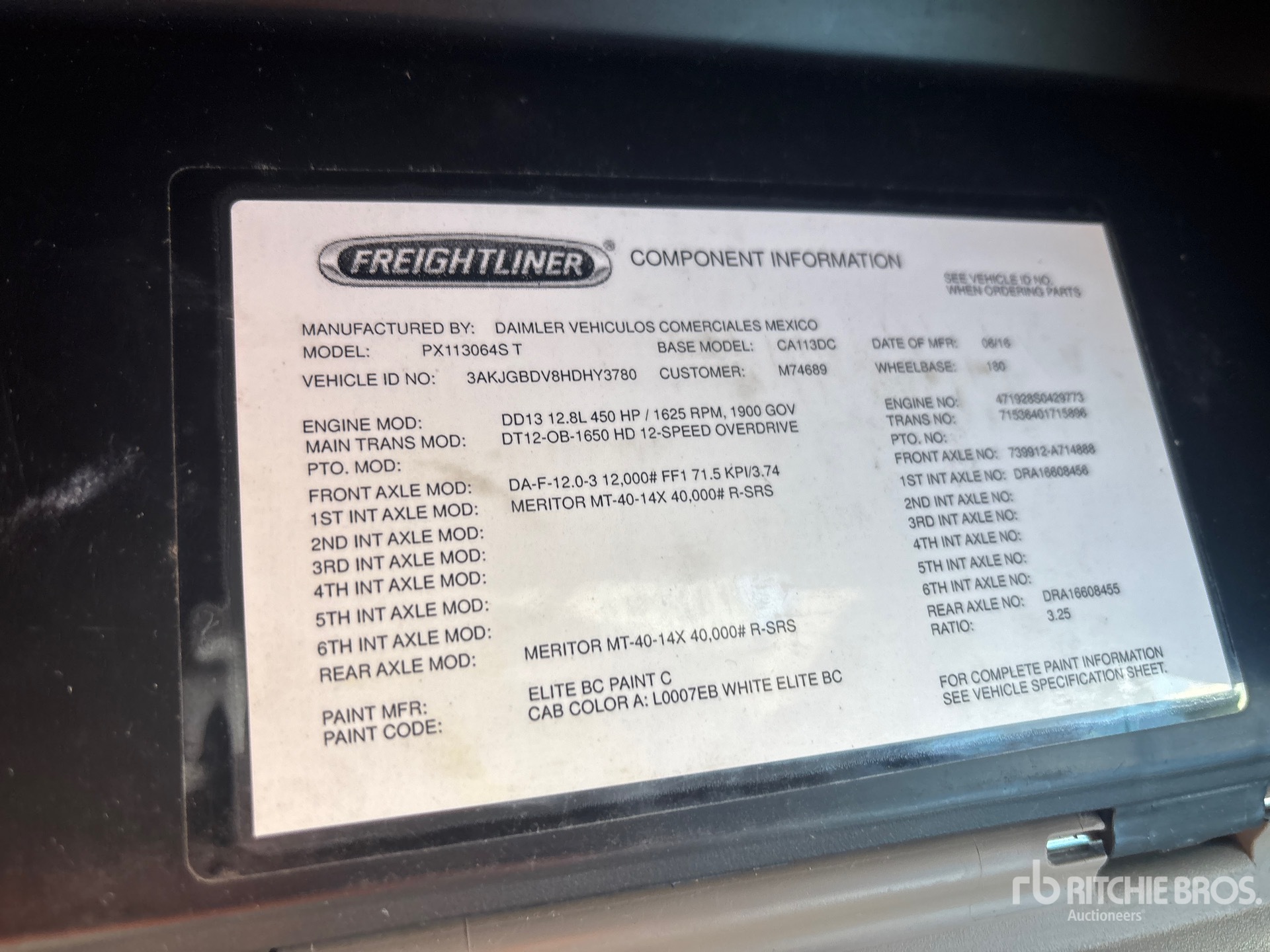 General Appearance with Numero seriale/numero d’identificazione del veicolo (VIN)