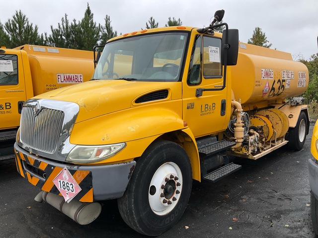 2006 International 4200 2000 gal 4x2 Fuel Truck 2006 International 4200 2000 gal 4x2 Fuel Truck