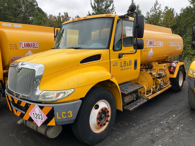 2006 International 4200 2000 gal 4x2 Fuel Truck 2006 International 4200 2000 gal 4x2 Fuel Truck