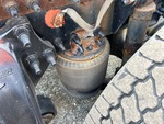 4 Underbody - Truck with 