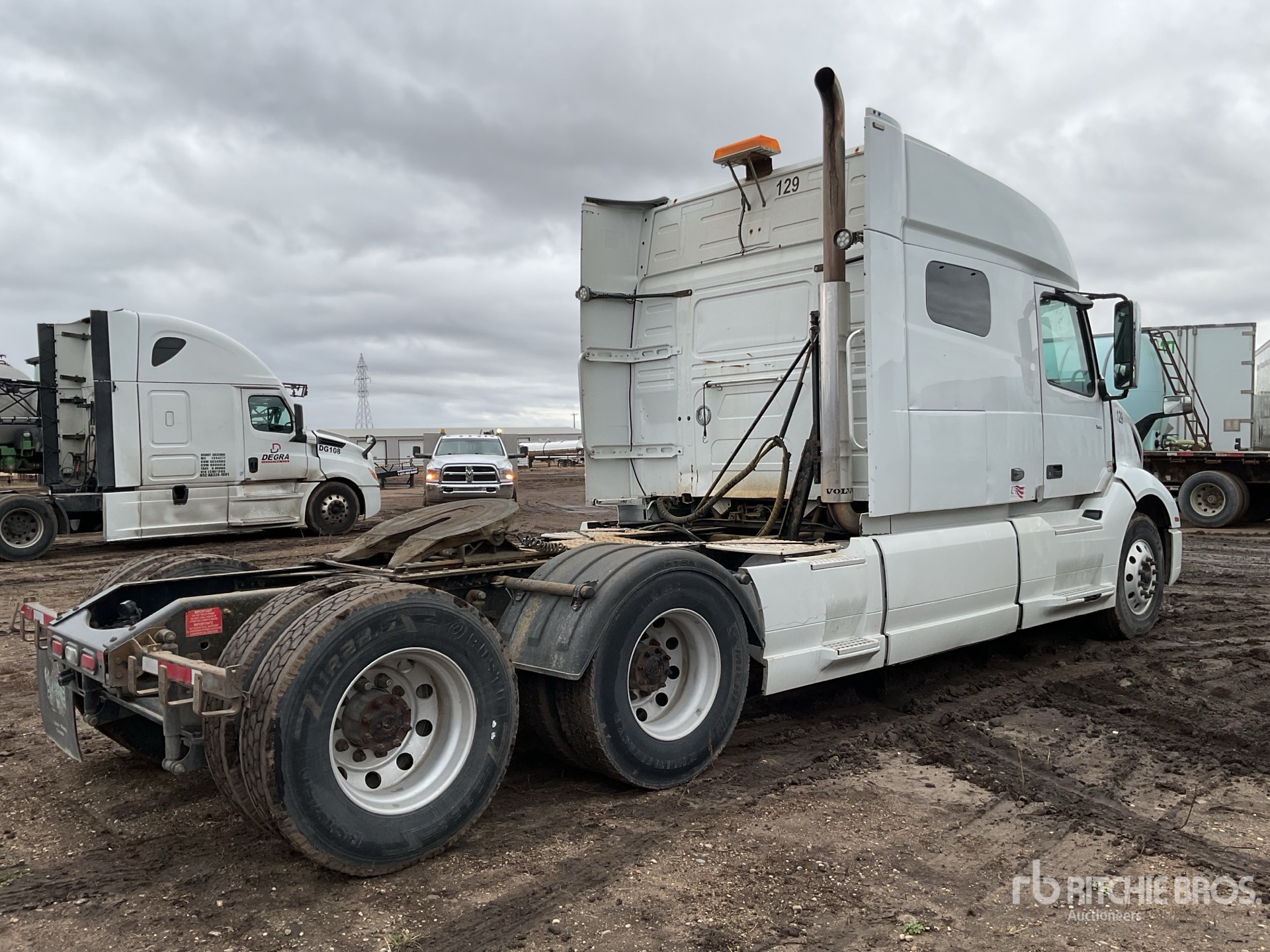 General Appearance with Picture, Right Rear Corner