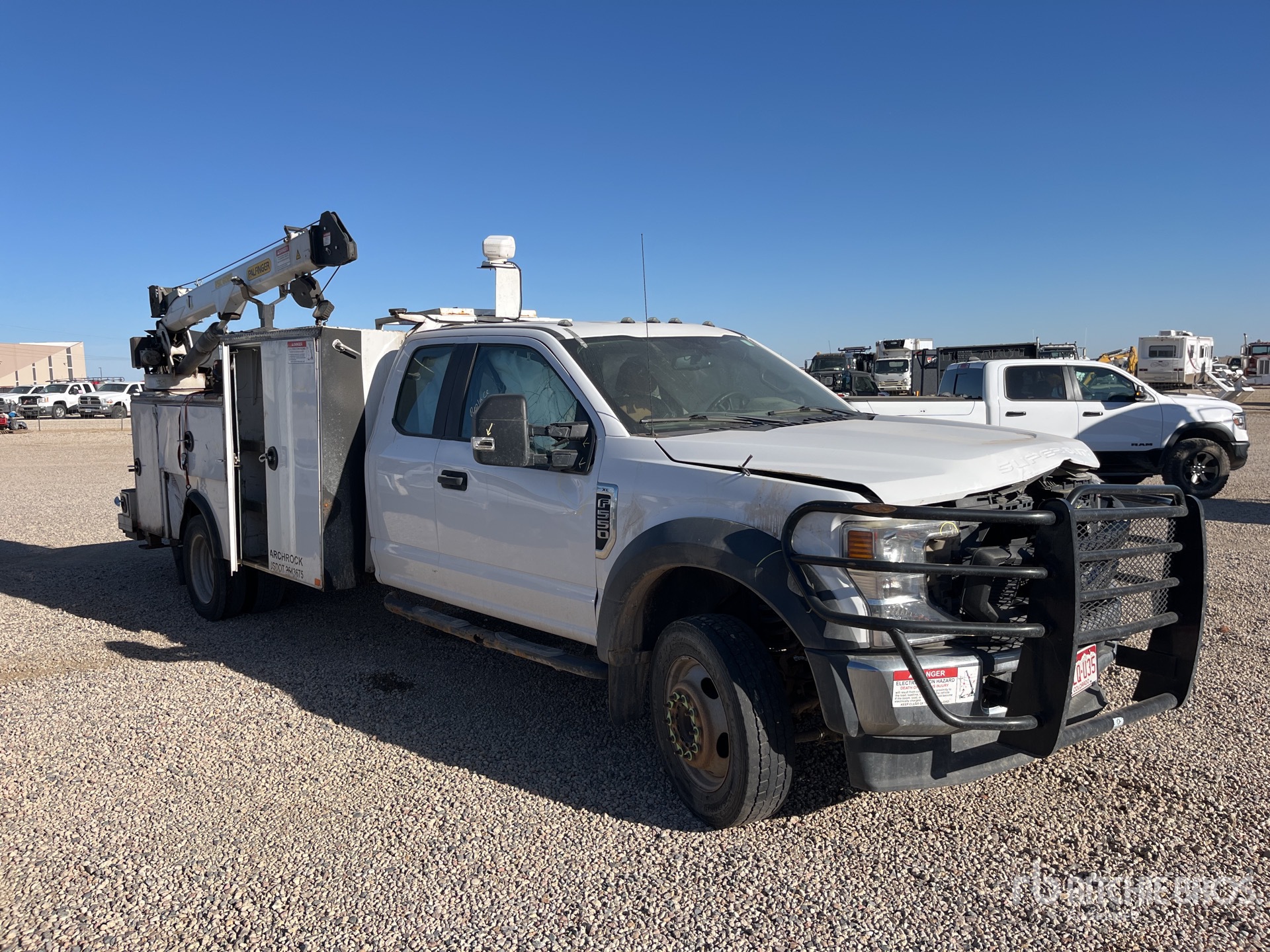 General Appearance with Picture, Right Front Corner