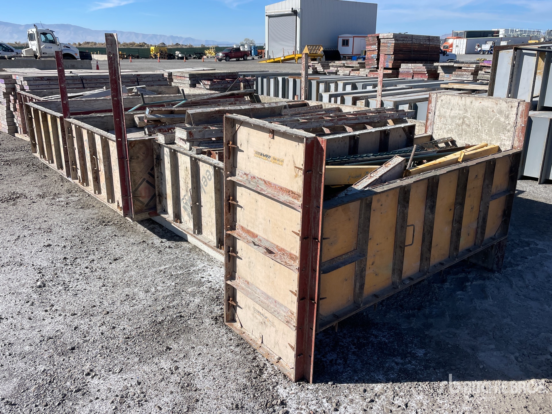 General Appearance with Imagen: esquina trasera izquierda