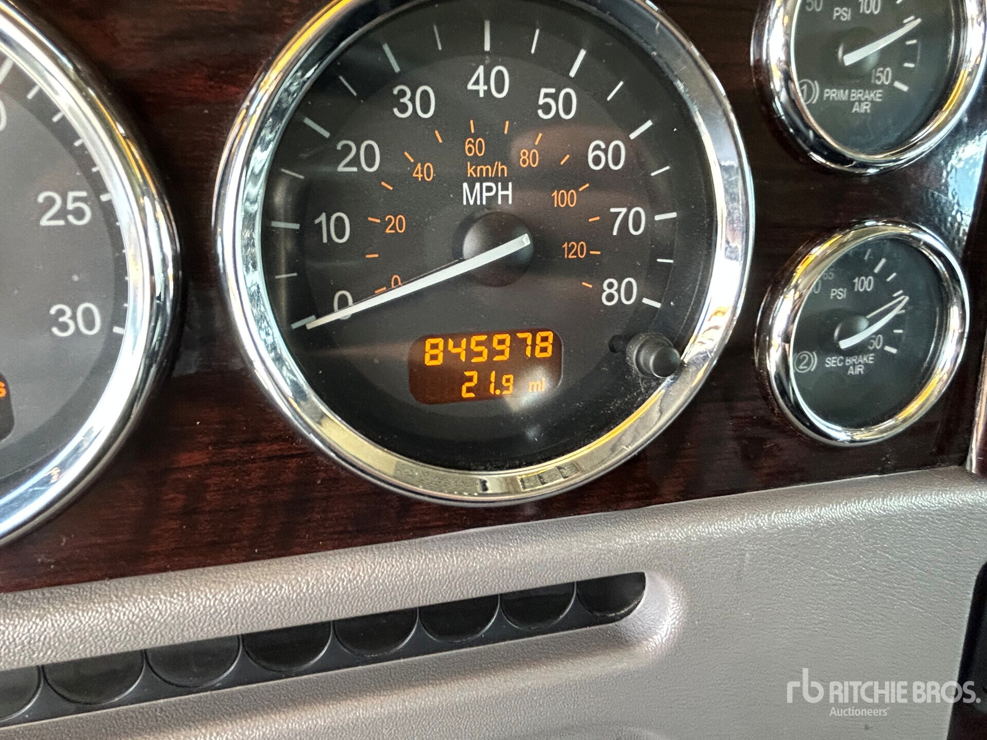 General Appearance with Hour Meter / Odometer