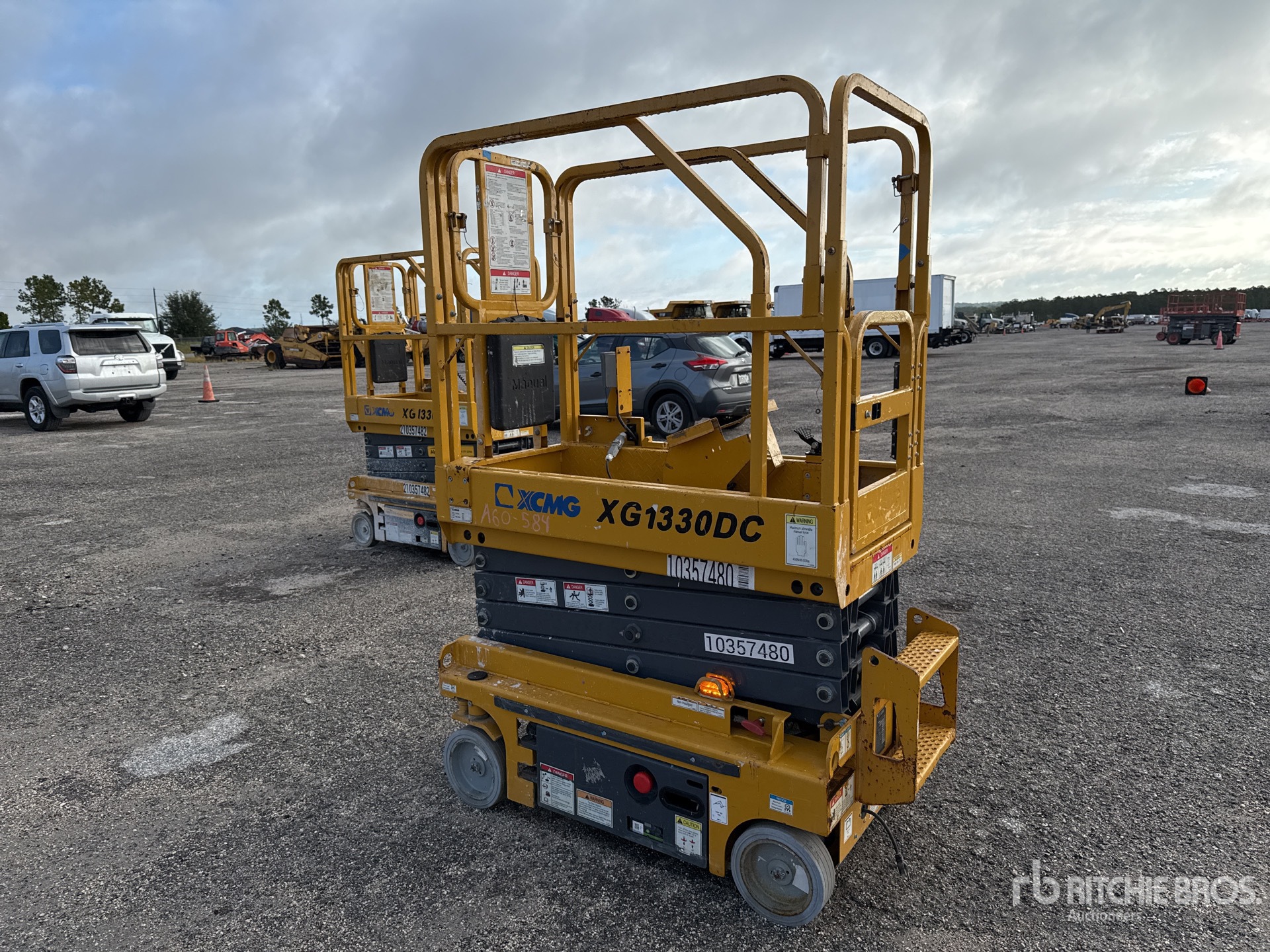 General Appearance with Picture, Right Front Corner