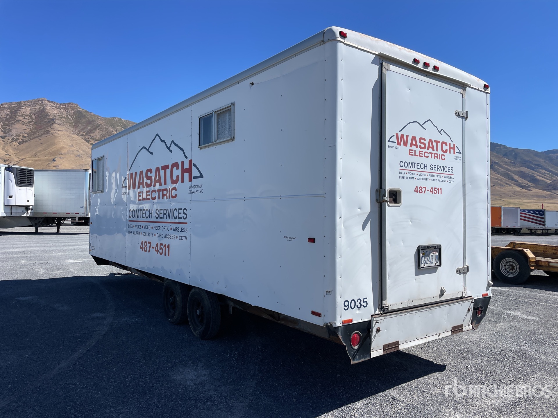 General Appearance with Image, coin arrière gauche