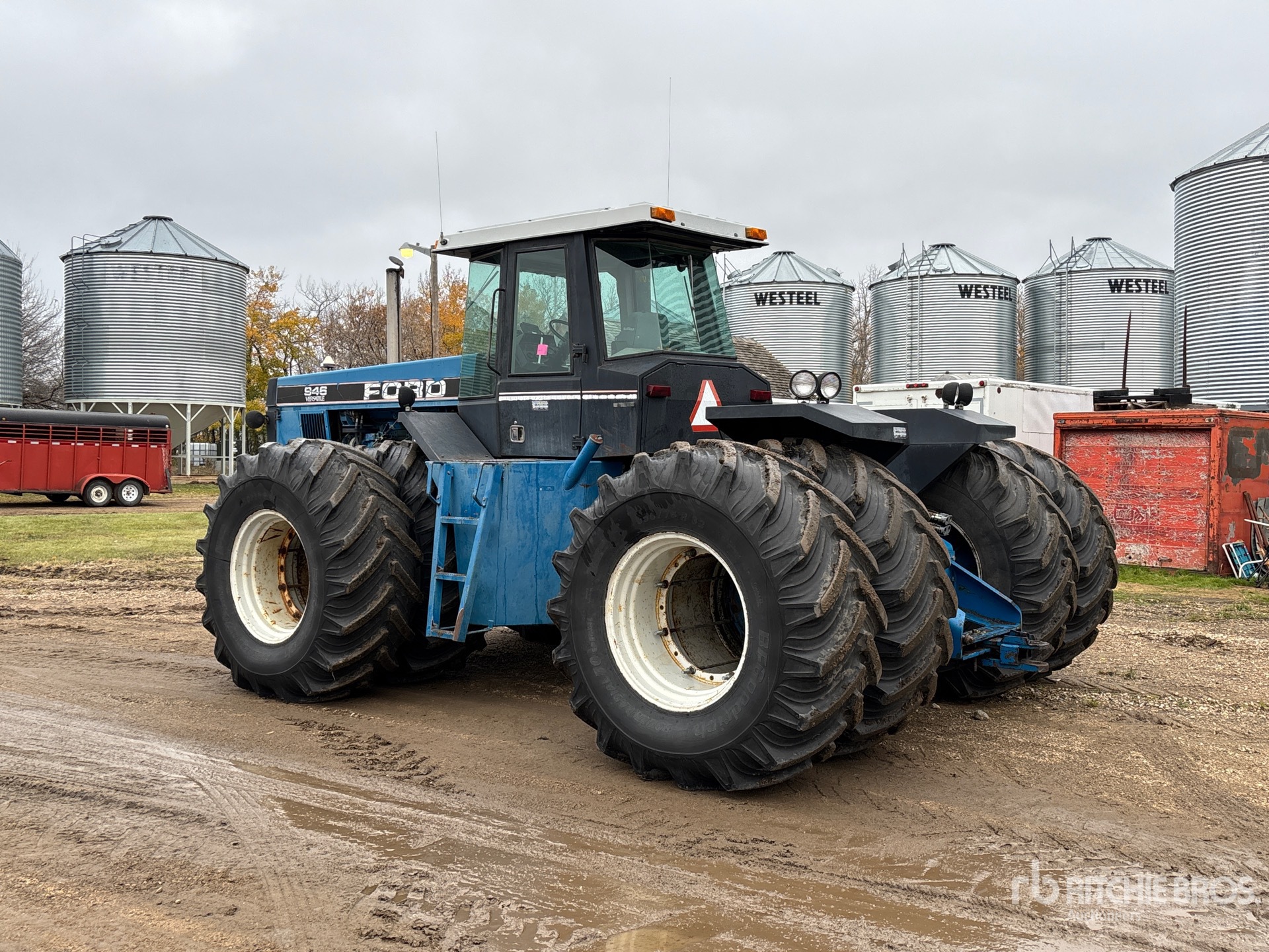 Aspect général with Image, coin arrière gauche