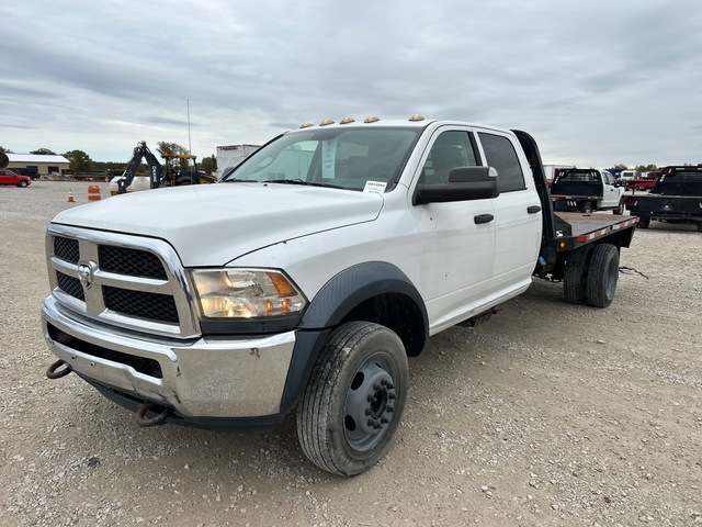 2015 Ram 5500 4x2 Crew Cab Flatbed Truck