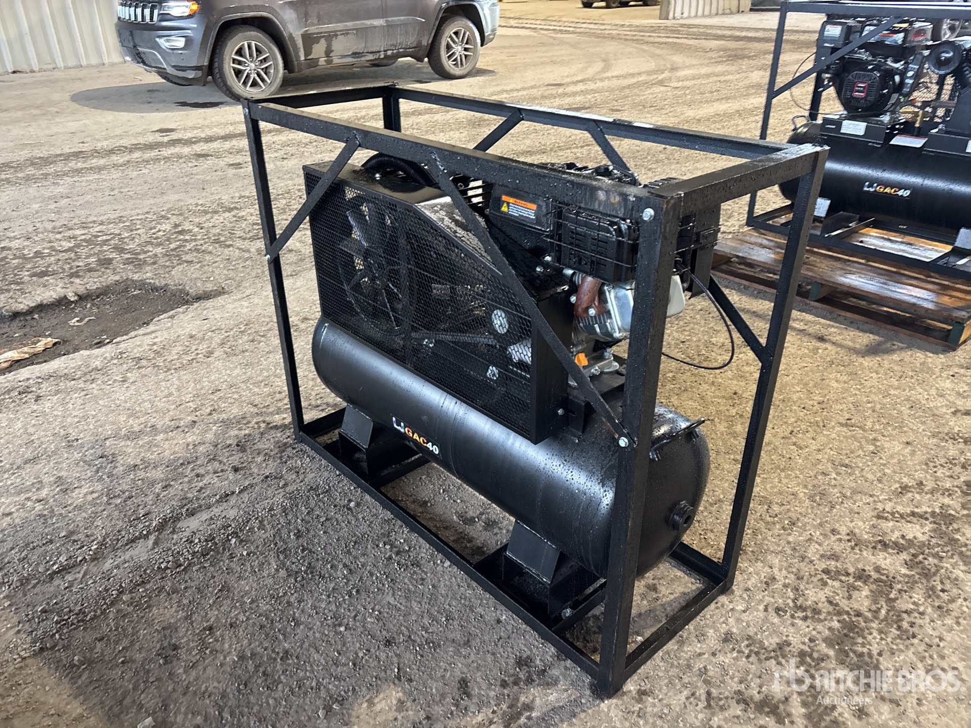 General Appearance with Picture, Right Rear Corner