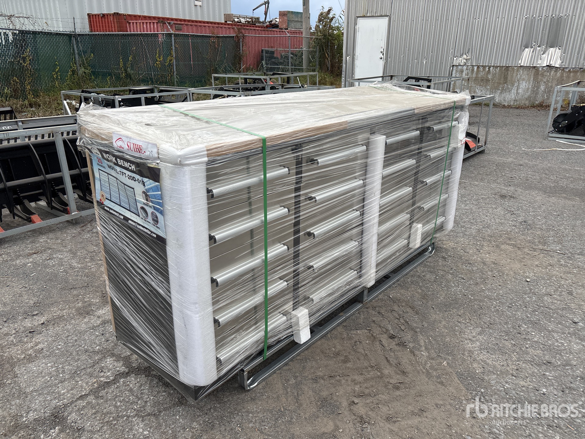 General Appearance with Picture, Right Front Corner