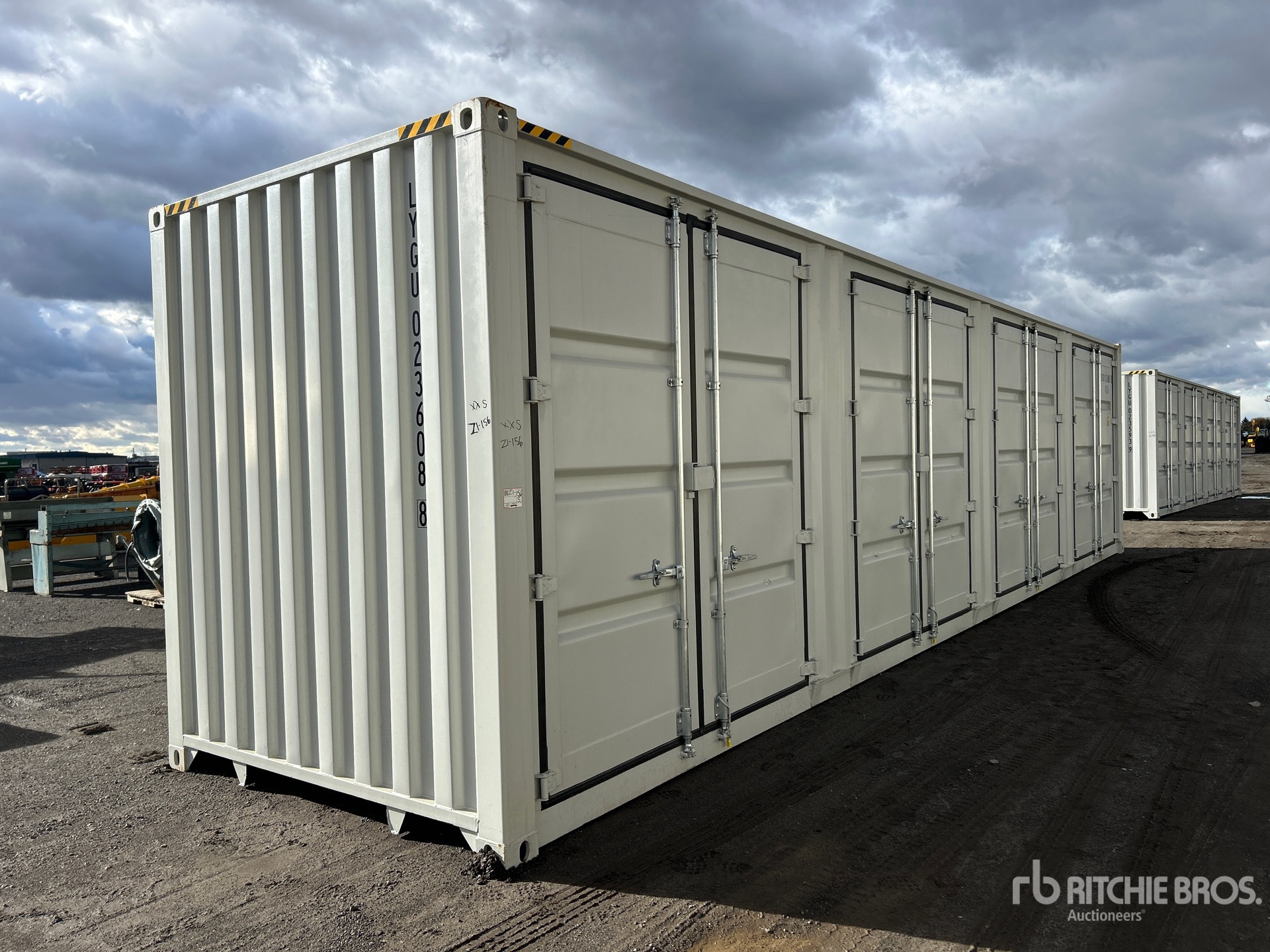 General Appearance with Image, coin avant gauche