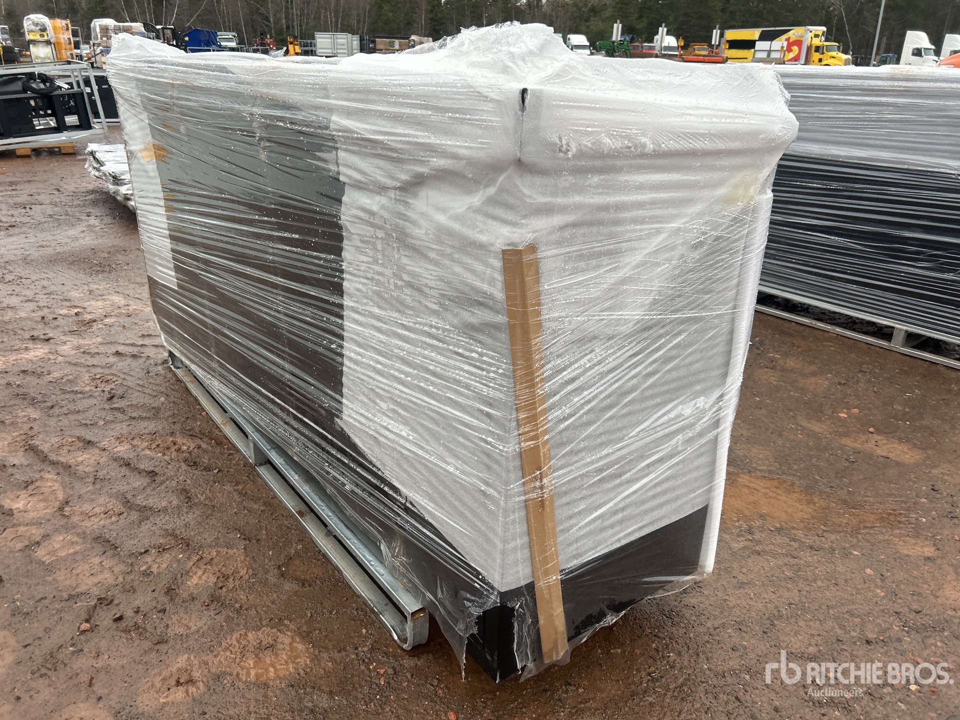 General Appearance with Bild, Ecke hinten rechts