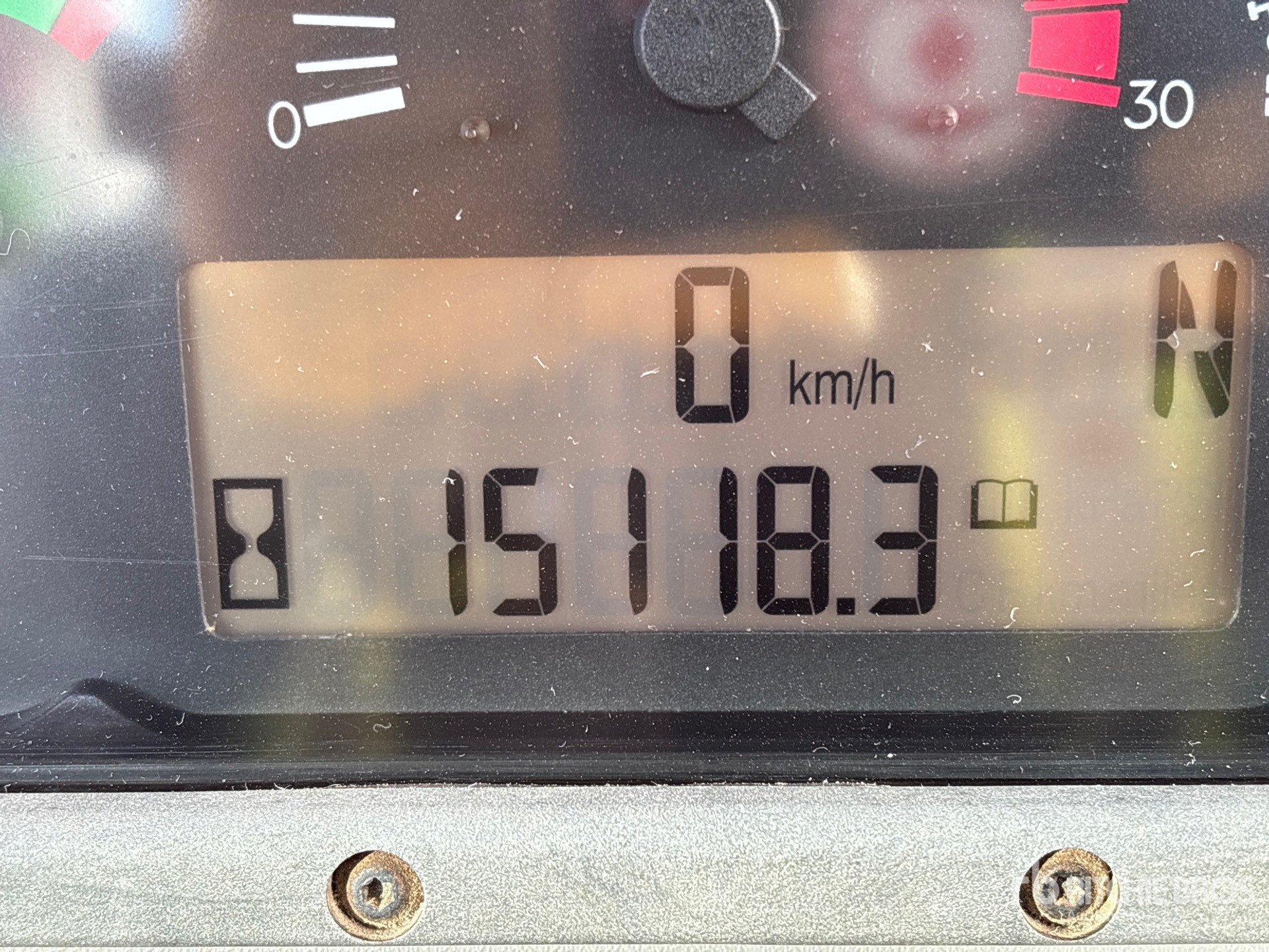 General Appearance with Hour Meter / Odometer