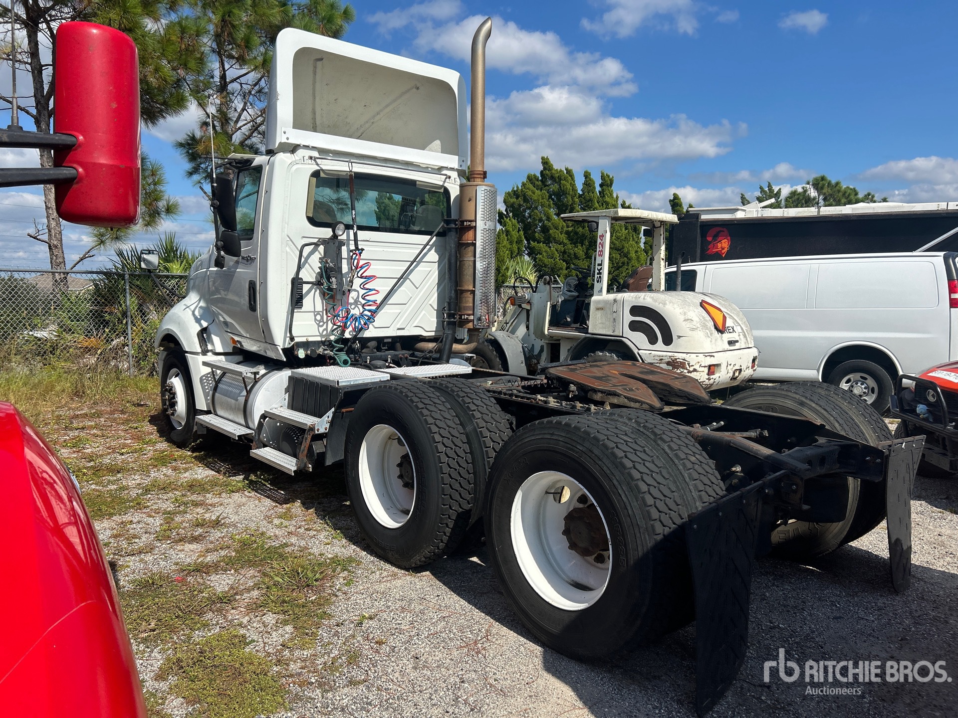 General Appearance with Imagen: esquina trasera izquierda