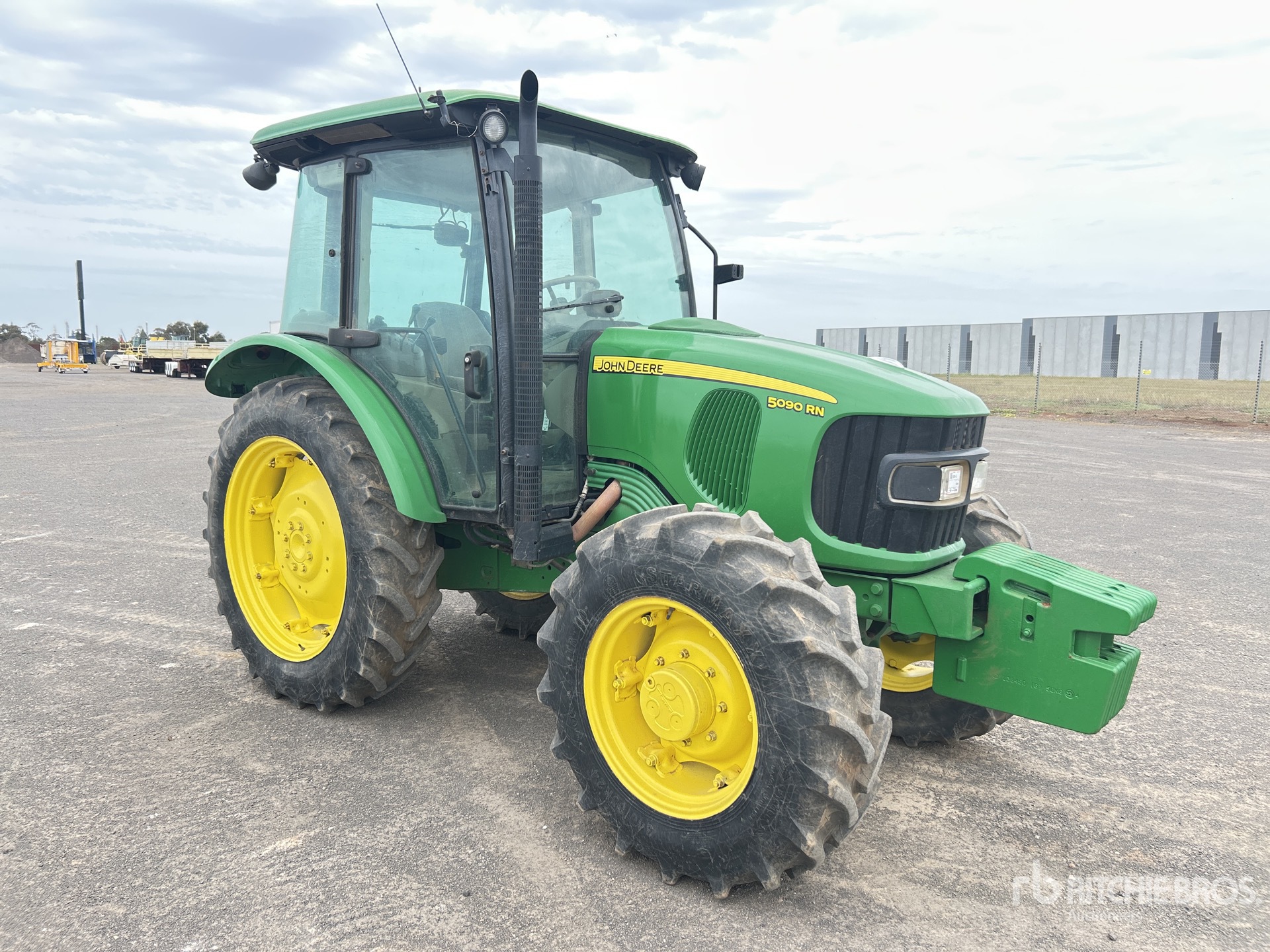 General Appearance with Picture, Right Front Corner