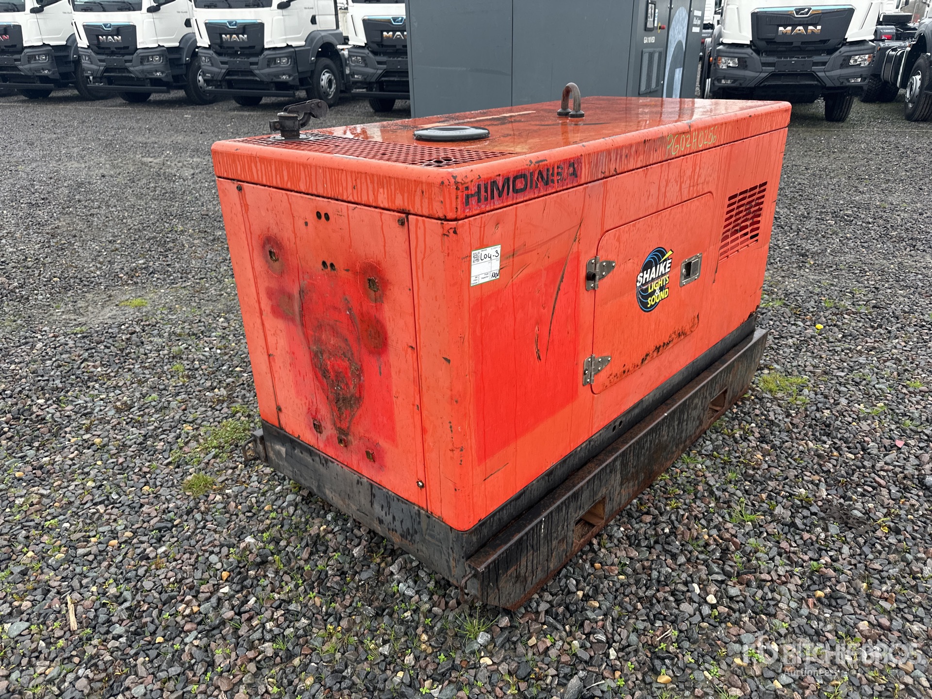 General Appearance with Picture, Right Rear Corner