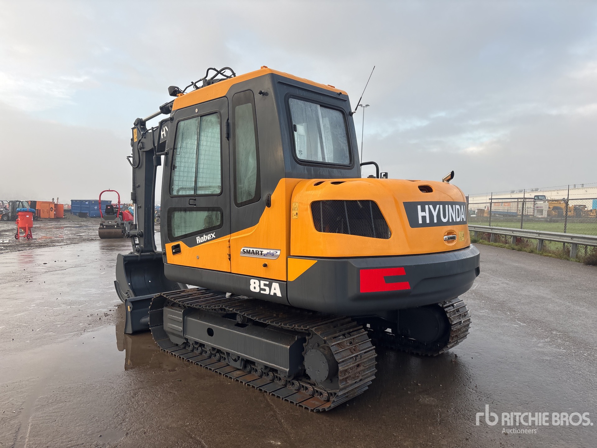 General Appearance with Picture, Left Rear Corner