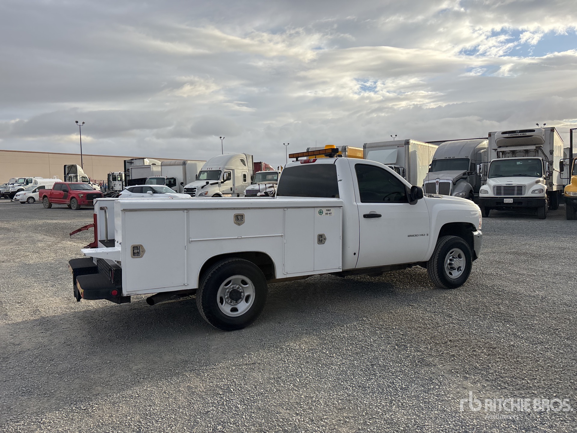 General Appearance with Picture, Right Rear Corner