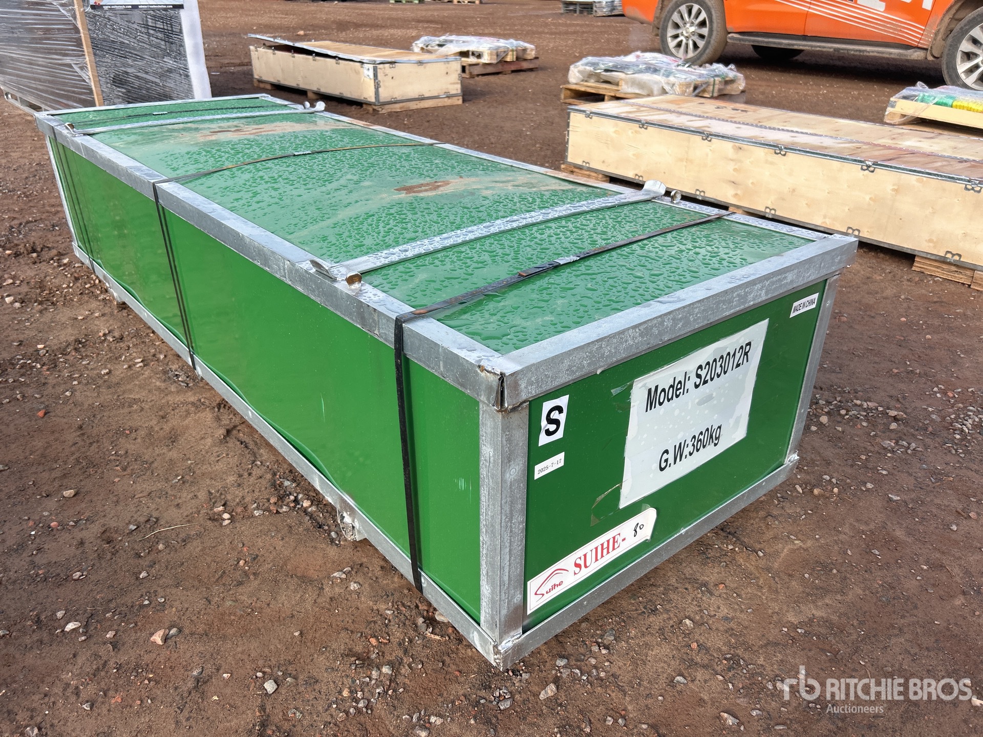 General Appearance with Picture, Right Rear Corner