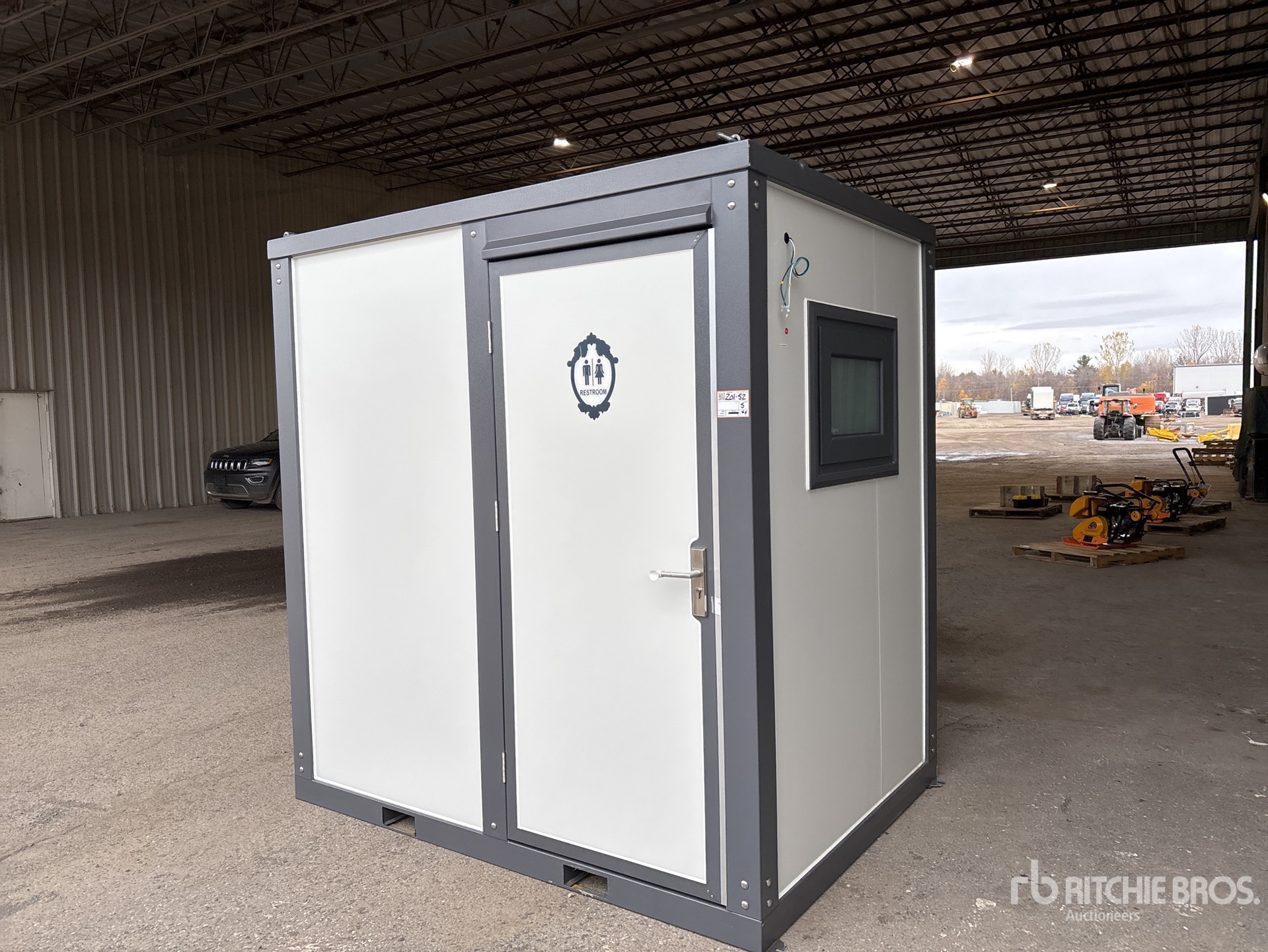 General Appearance with Picture, Left Front Corner