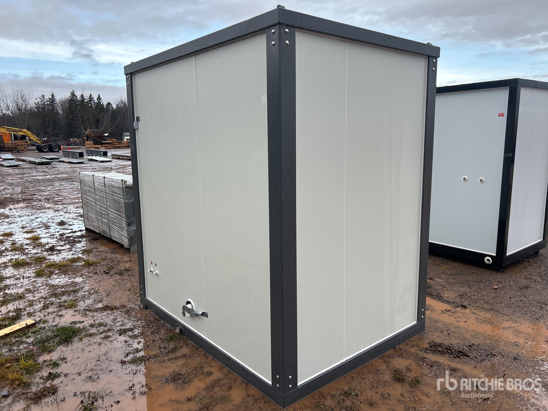 General Appearance with Zdjęcie, prawy dolny róg