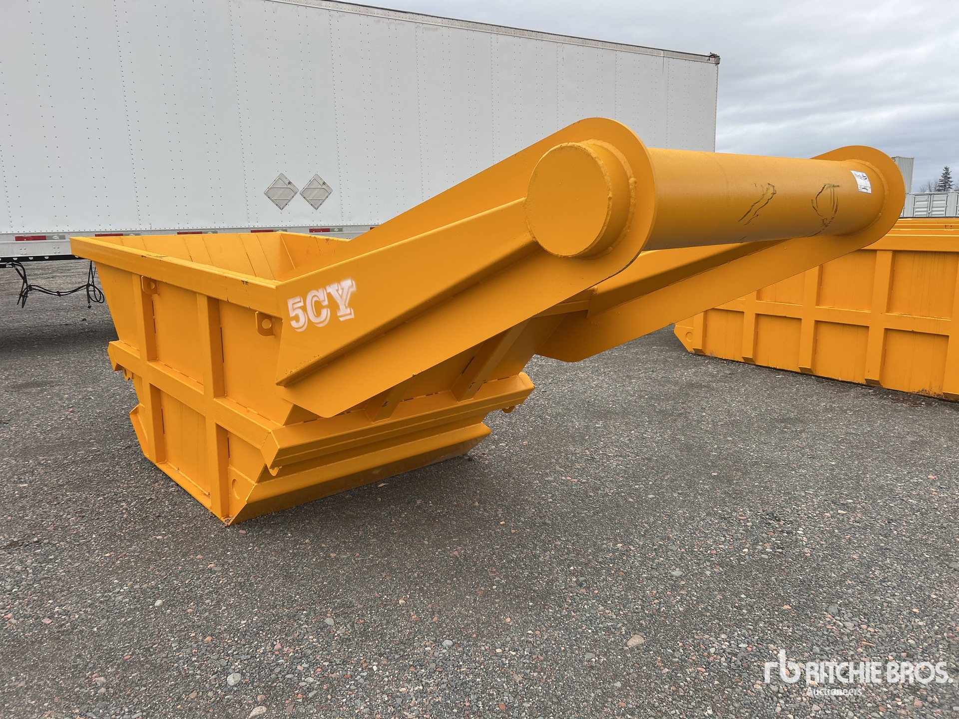 General Appearance with Image, coin avant droit