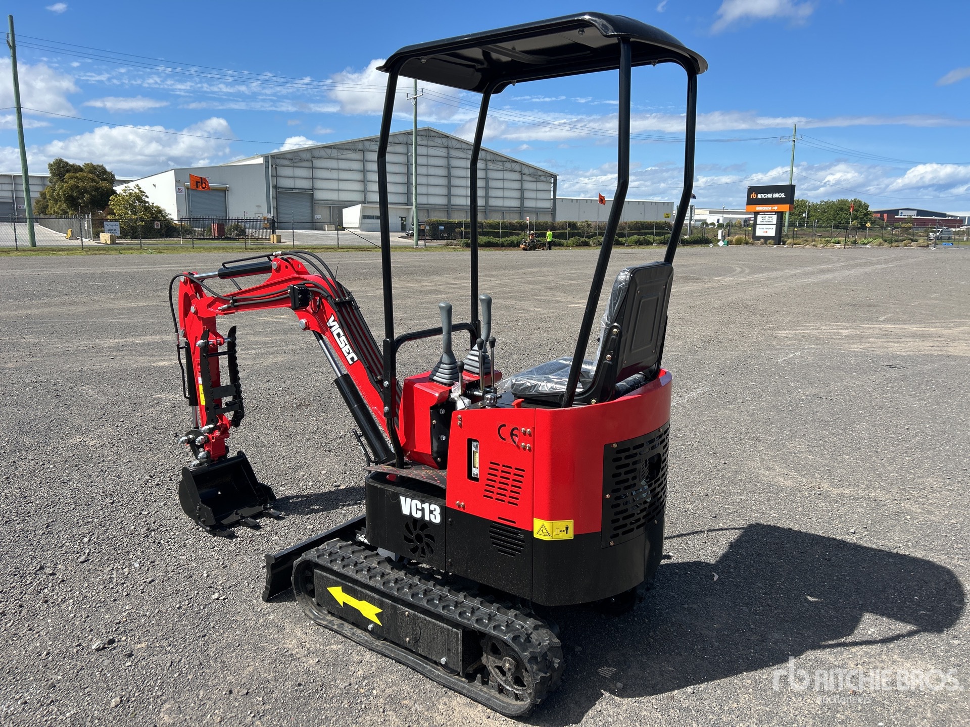 General Appearance with Picture, Left Rear Corner