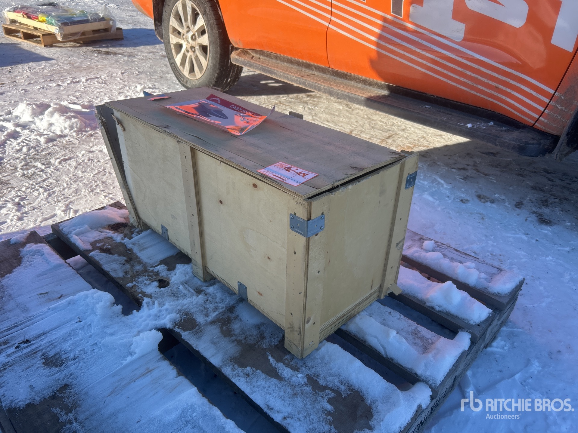 General Appearance with Picture, Left Front Corner