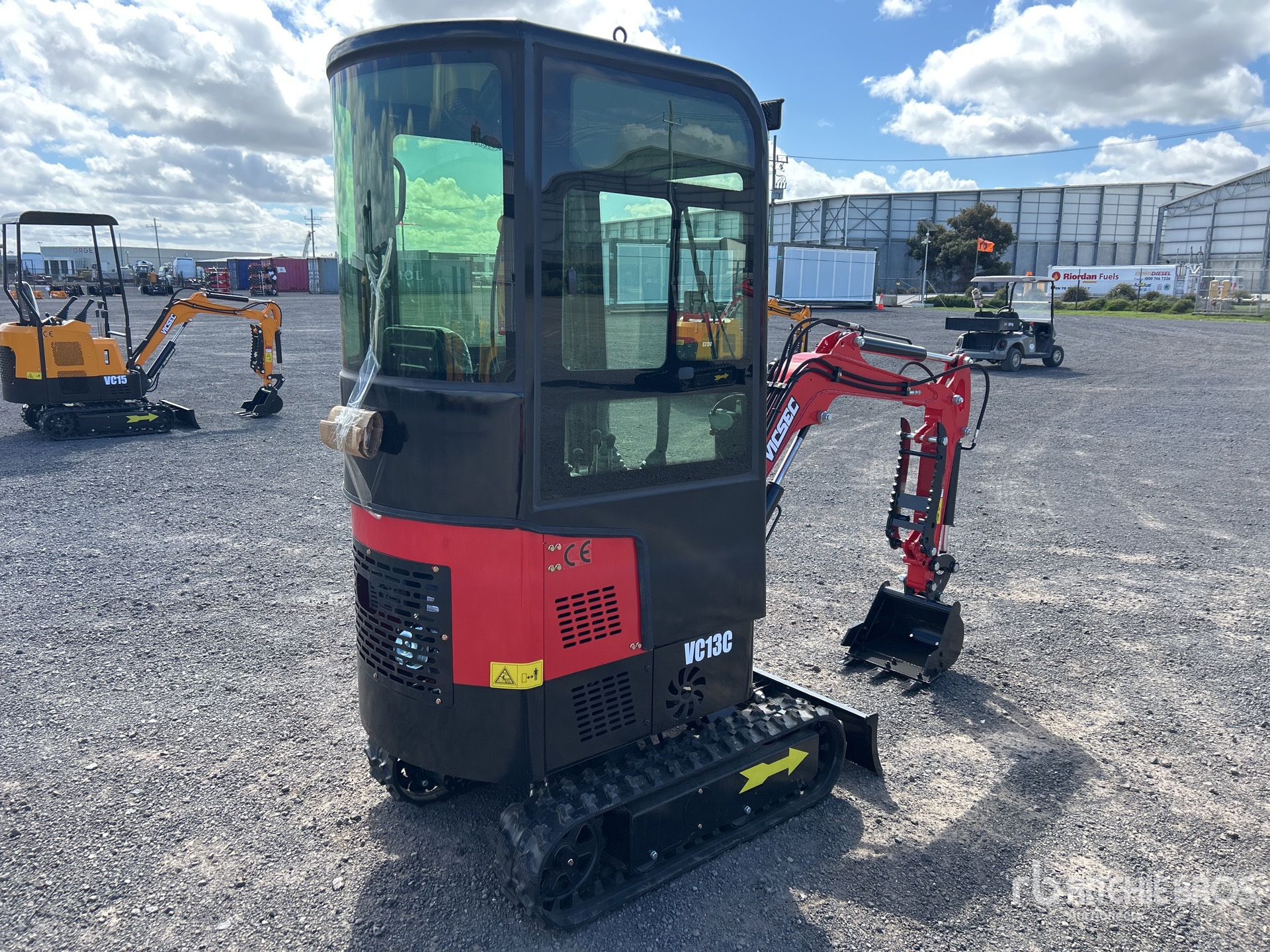 General Appearance with Picture, Right Rear Corner