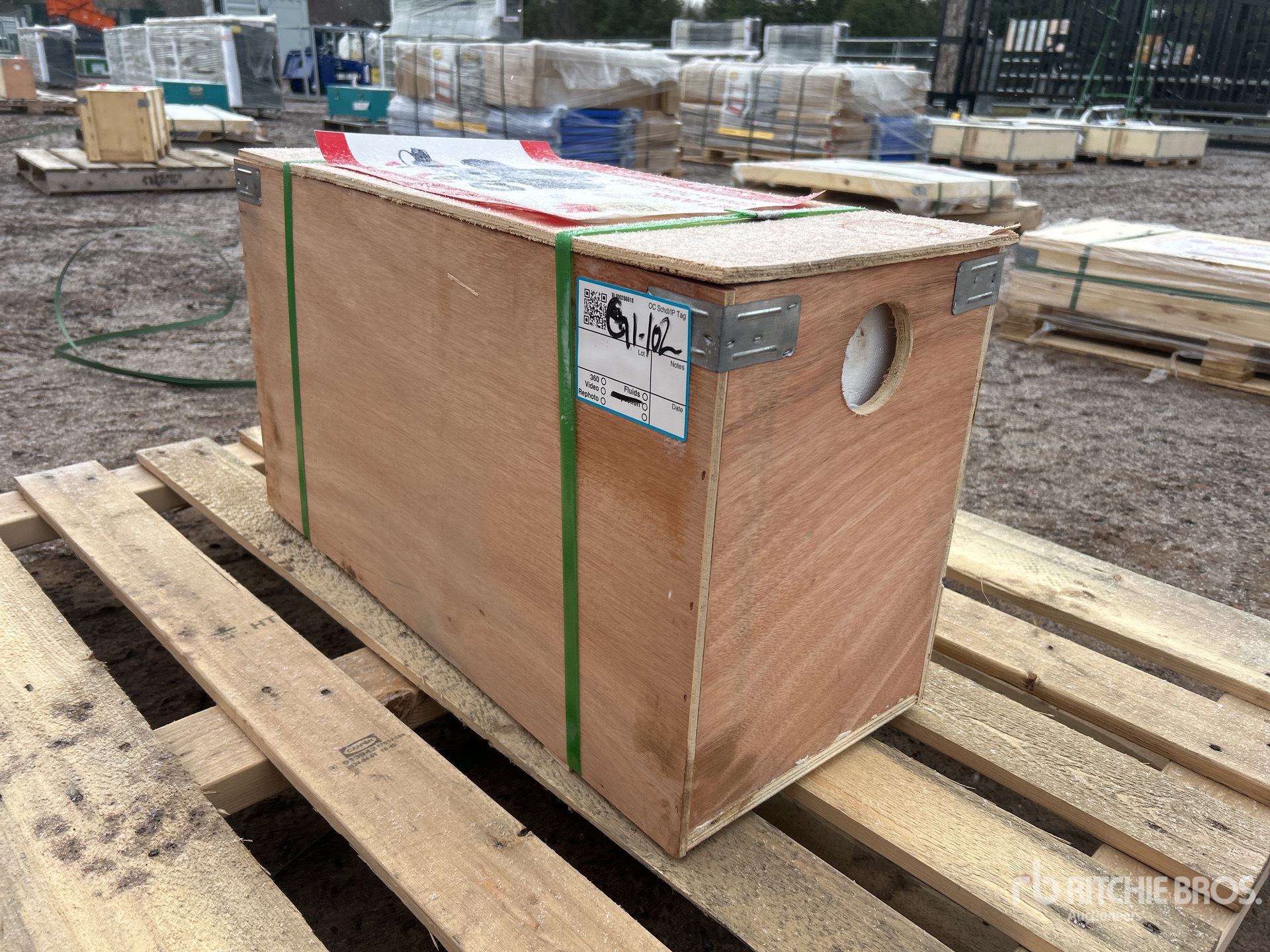 General Appearance with Picture, Left Front Corner