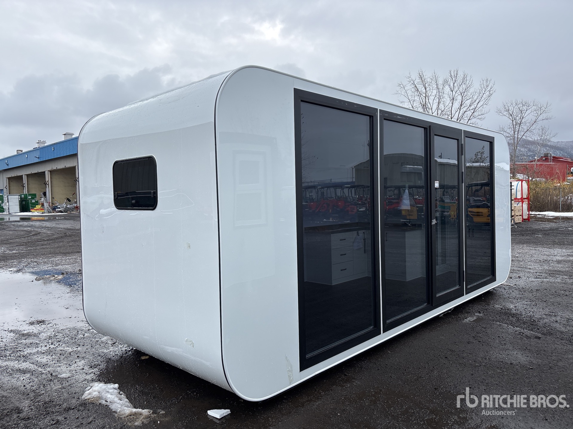 General Appearance with Picture, Right Front Corner