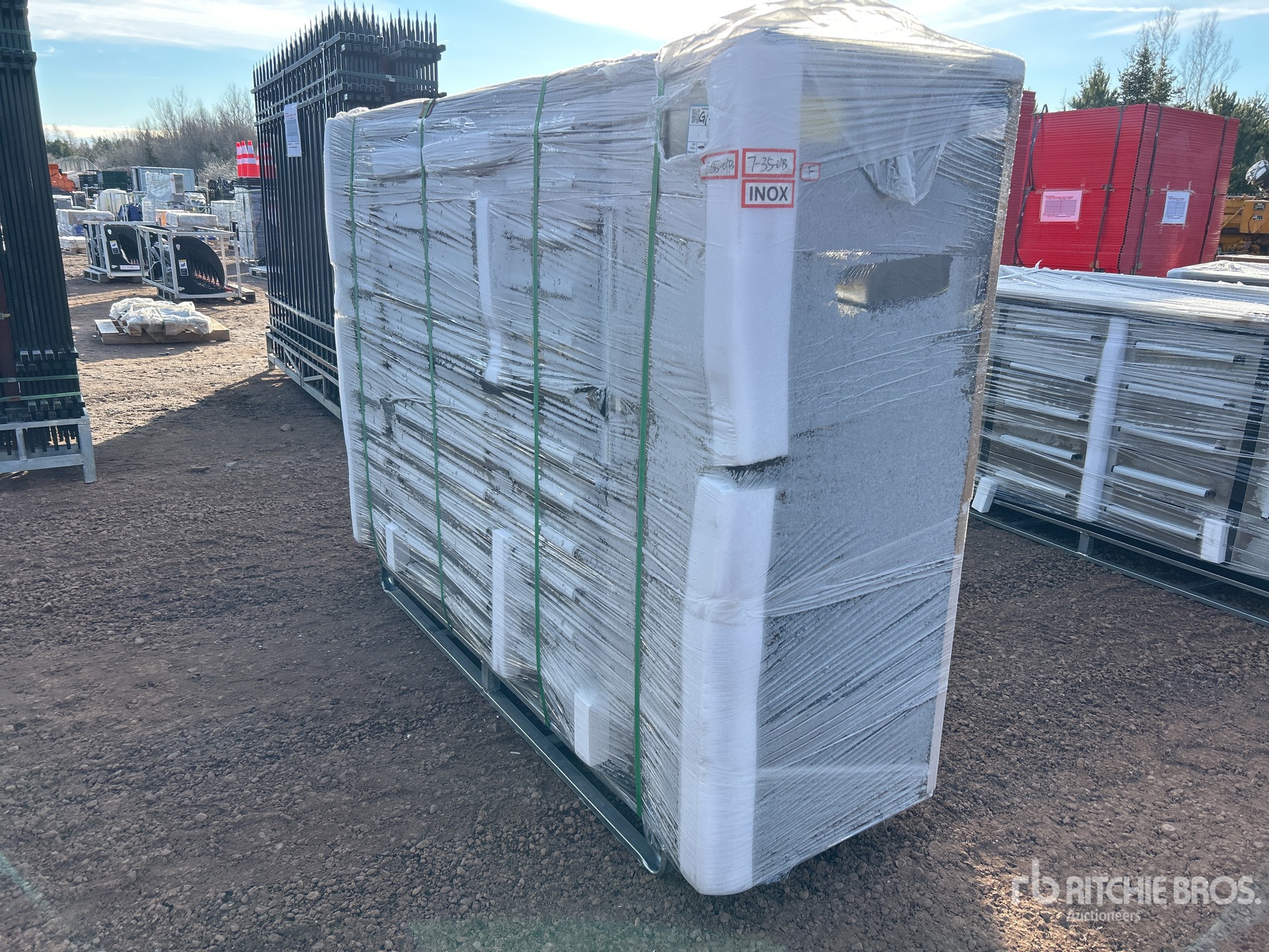 General Appearance with Picture, Left Front Corner