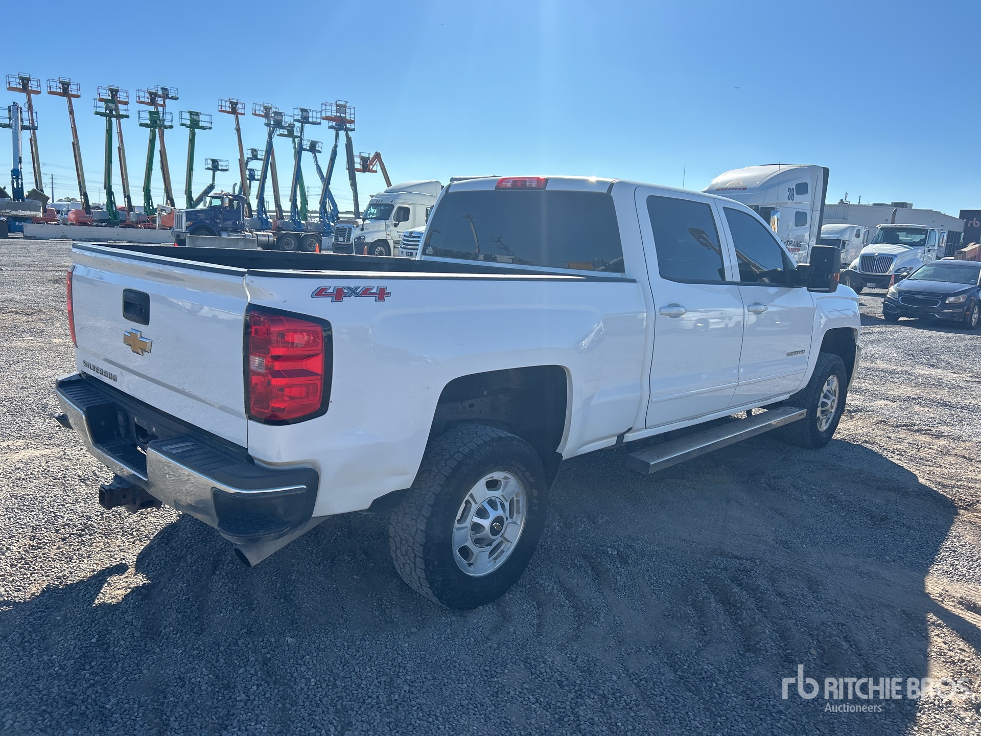 General Appearance with Foto, angolo anteriore sinistro