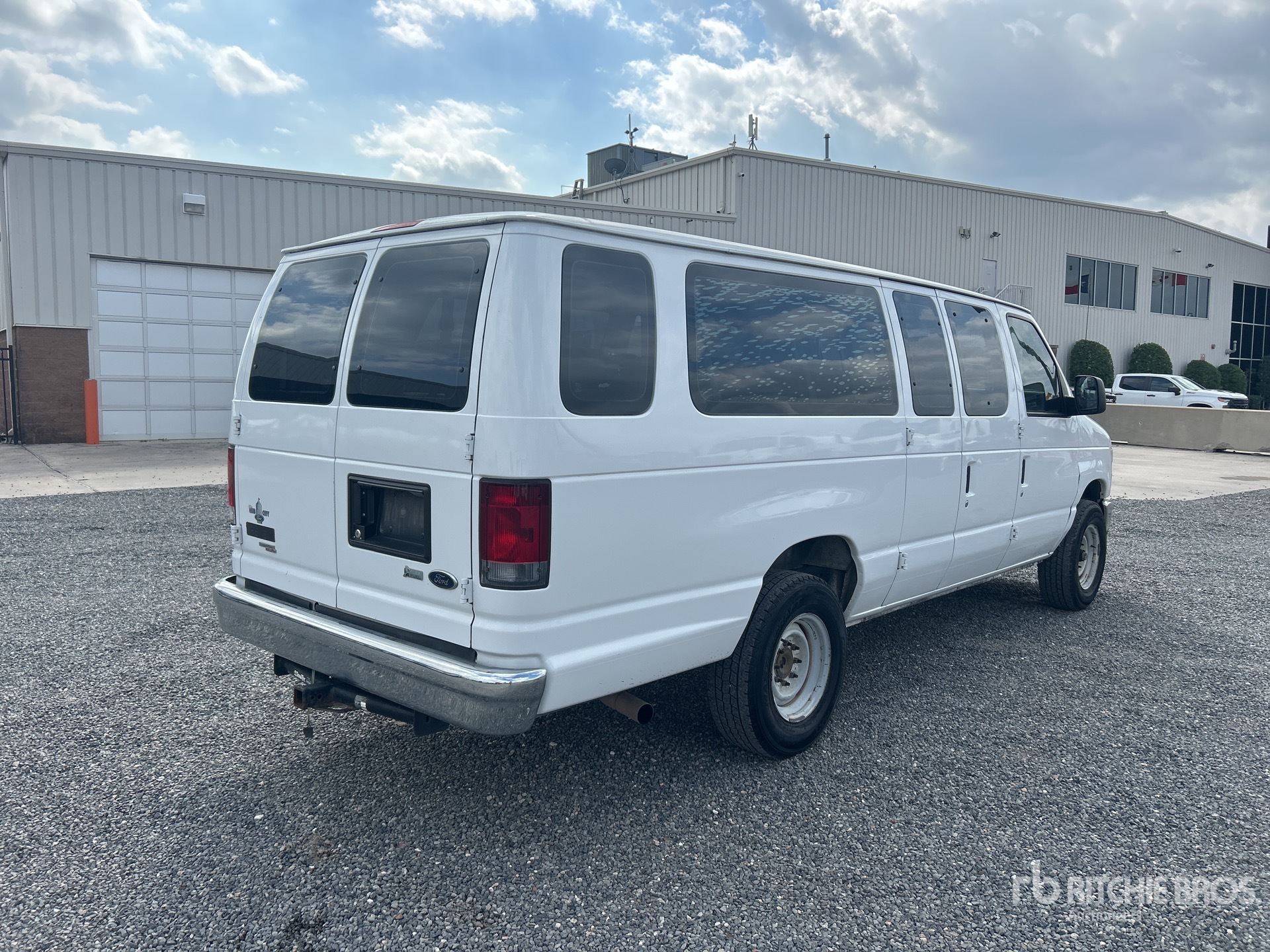 Aspect général with Image, coin arrière droit