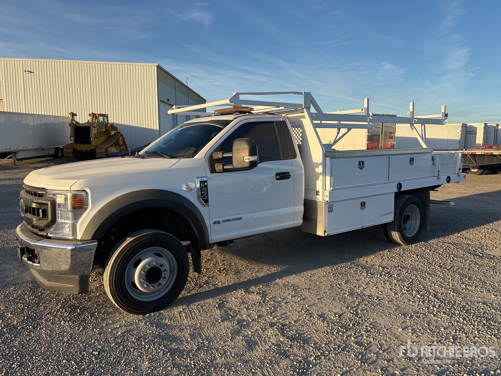 General Appearance with Featured Photo