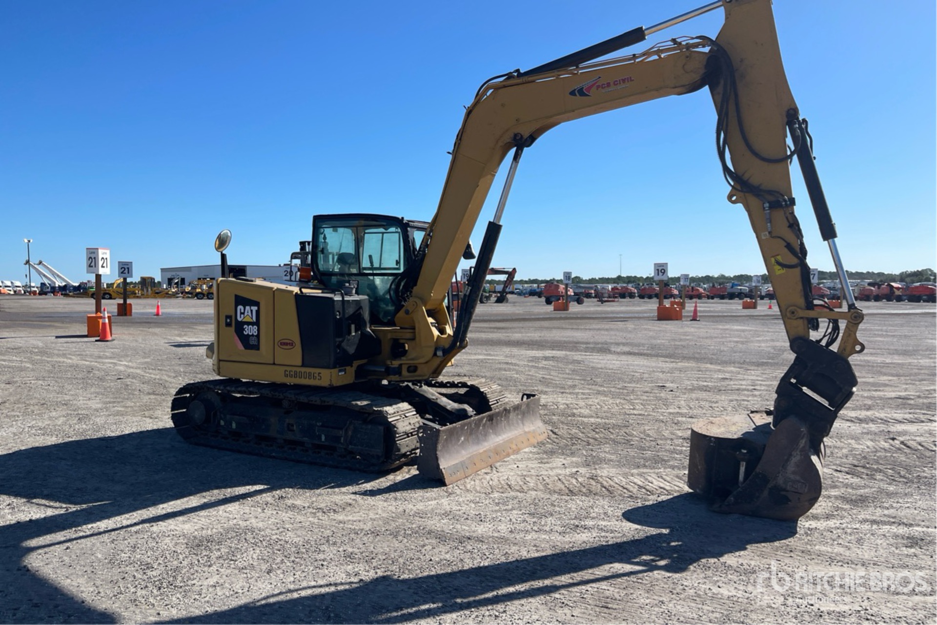 General Appearance with Picture, Right Front Corner