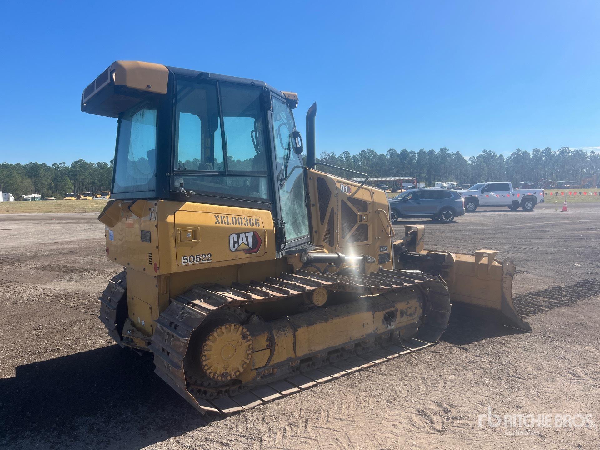 Aspect général with Image, coin arrière droit